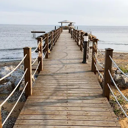 Thalassa Swimming Pool *