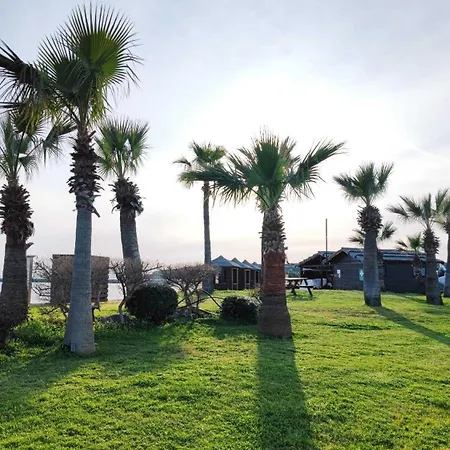 Thalassa Swimming Pool شقة