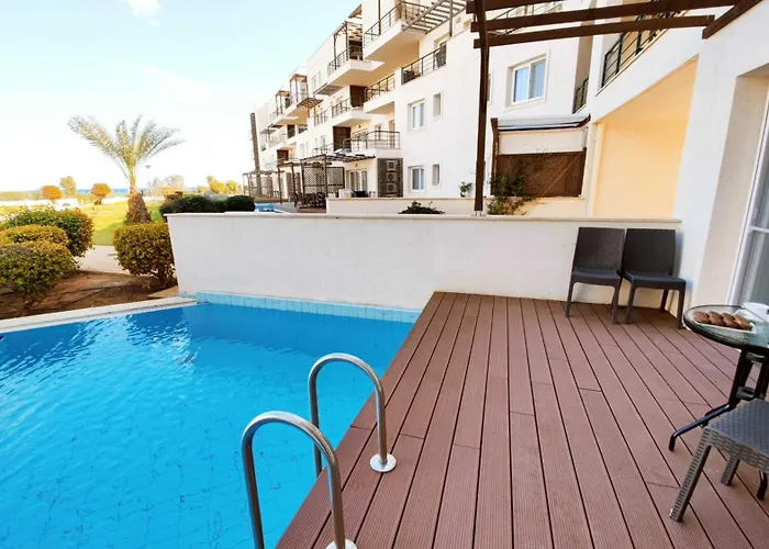 Lägenhet Thalassa Swimming Pool *