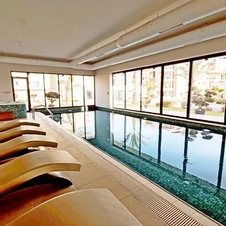 Thalassa Swimming Pool Apartment