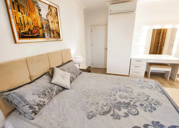 Thalassa Swimming Pool *