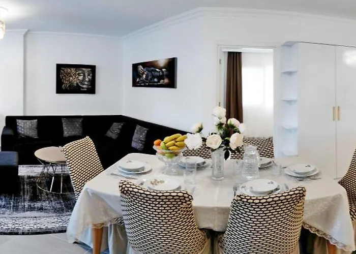 Thalassa Swimming Pool