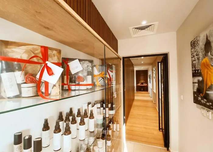 Thalassa Swimming Pool