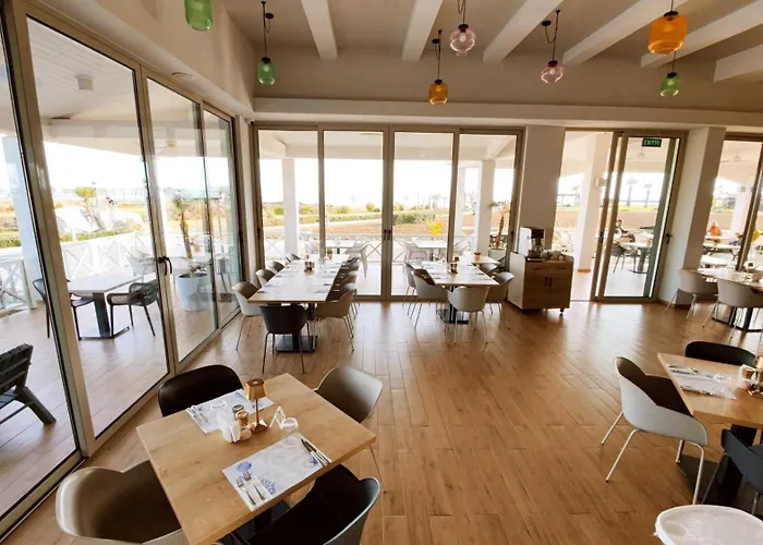 Thalassa Swimming Pool